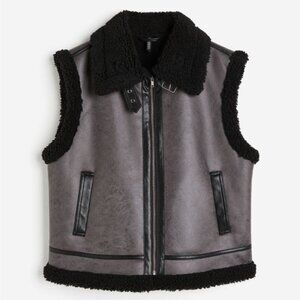 H&M Teddy Fleece-Lined Black Vest